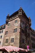 Германия - город Нюрнберг. Фасад старинного здания 
