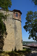 Германия - Город Вюрцбург, древние  башни замка 