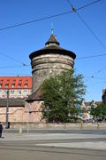 Германия - город Нюрнберг. Башня старинного здания 
