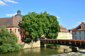 Германия - город Бамберг. Вид с реки 
