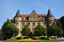 Германия - город Бамберг. Фасад старинного замка 