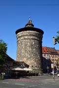 Германия - город Нюрнберг. Башня старинного здания 