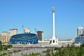 Астана - Площадь независимости. Казахстан 