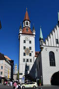 гЕрмания. Мюнхен. Башня старинного здания 