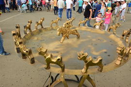 Выставка ремесленников на праздновании дня города в Астане. Казахстан 