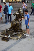 Германия. Мюнхен. Золотая скульптура 
