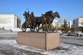 Уличная скульптура Астаны