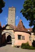 Исторический город Ротенбург в Баварии. Древнейшие здания 