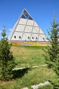 Астана - стеклянная пирамида. Казахстан