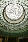 Франкфурт-На-Майне, стеклянный купол здания 