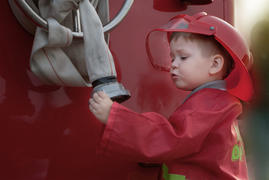 Ребенок-пожарник