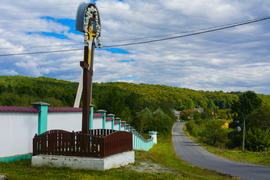 Деревенская Церковь в небольшом селе на Западной Украине