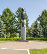 Памятник Герою социалистического труда Б.И.Шавырину