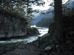 Река Чемал впадает в Катунь