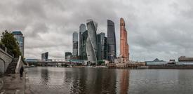 Вид на ММДЦ "Москва-Сити" с набережной, Москва, Россия