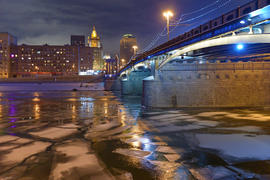 Вечерняя Москва. Москва-река, Бородинский мост