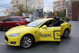 Первое в России электротакси. Электромобиль Tesla. Первый раз в Тесле