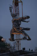 Реставрация статуи "Рабочий и колхозница"