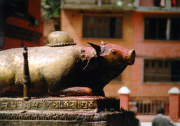 Статуя в Непале
