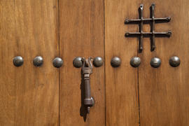 Фрагмент двери, Андалусия